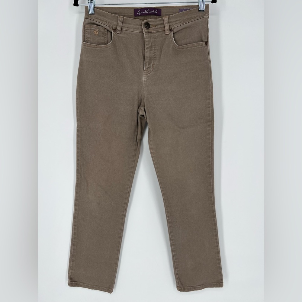 Gloria Vanderbilt Amanda tan jeans‎